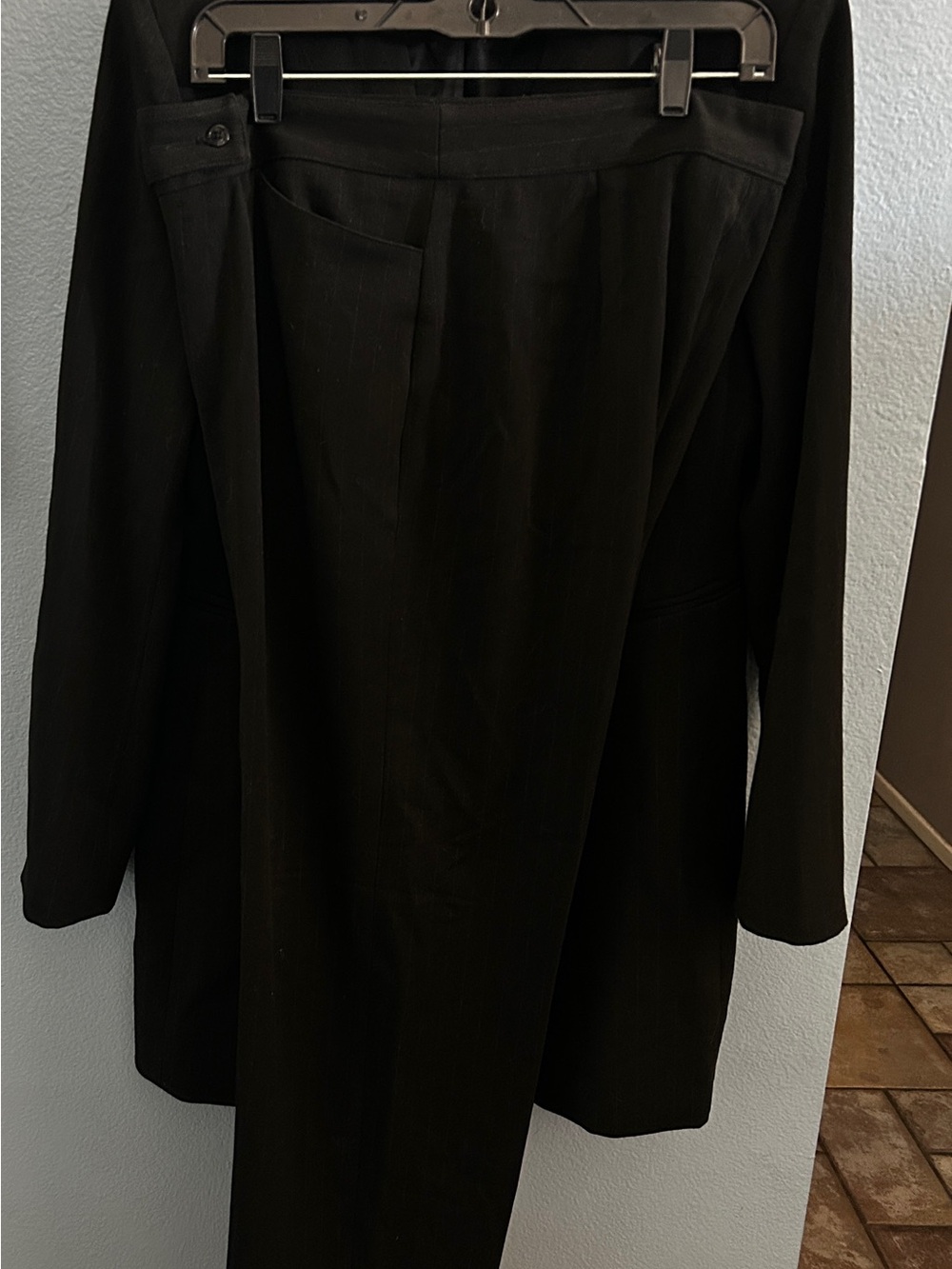 Expressions Women's Black Single-Breasted Blazer and Pants Set Size 12